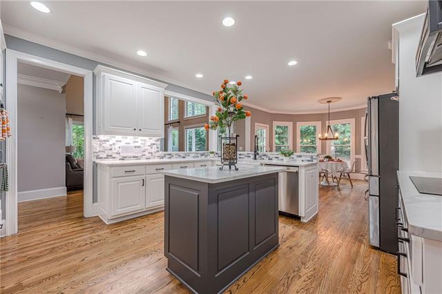 10425 High Falls Circle, Johns Creek, GA 30022