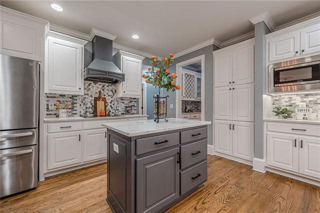 10425 High Falls Circle, Johns Creek, GA 30022