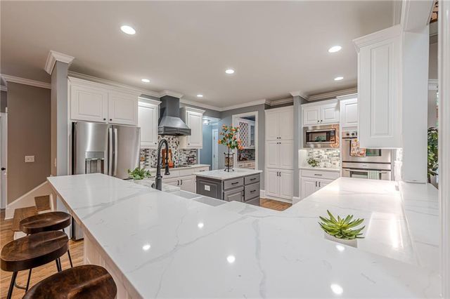 10425 High Falls Circle, Johns Creek, GA 30022