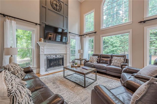 10425 High Falls Circle, Johns Creek, GA 30022