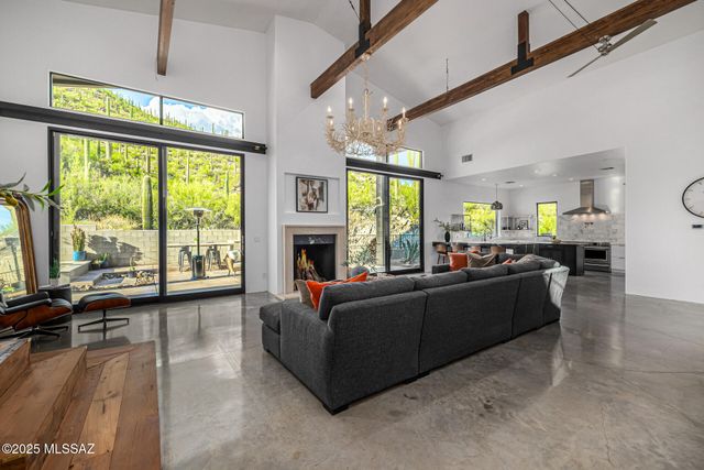 14300 N Tortolita Estates Drive, Tucson, AZ 85755