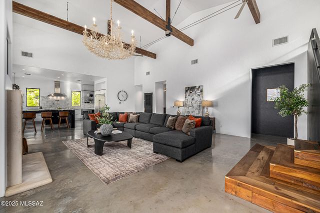 14300 N Tortolita Estates Drive, Tucson, AZ 85755