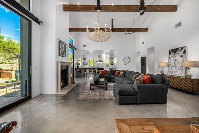 14300 N Tortolita Estates Drive, Tucson, AZ 85755