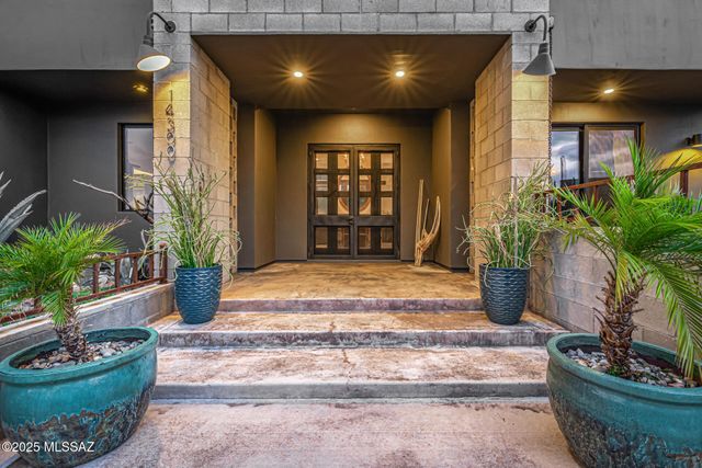 14300 N Tortolita Estates Drive, Tucson, AZ 85755