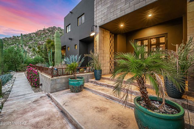 14300 N Tortolita Estates Drive, Tucson, AZ 85755