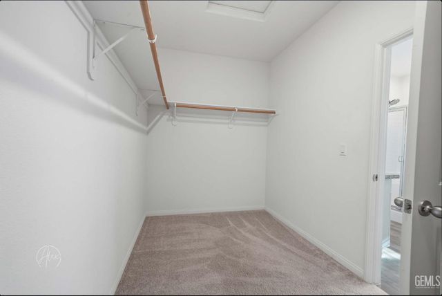 10812 Asunsion Place, Bakersfield, CA 93306