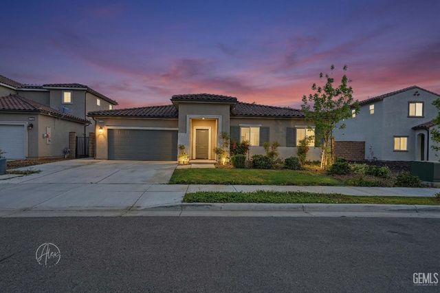 10812 Asunsion Place, Bakersfield, CA 93306