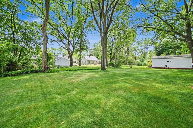 1318 Eastlawn Drive, Midland, MI 48642