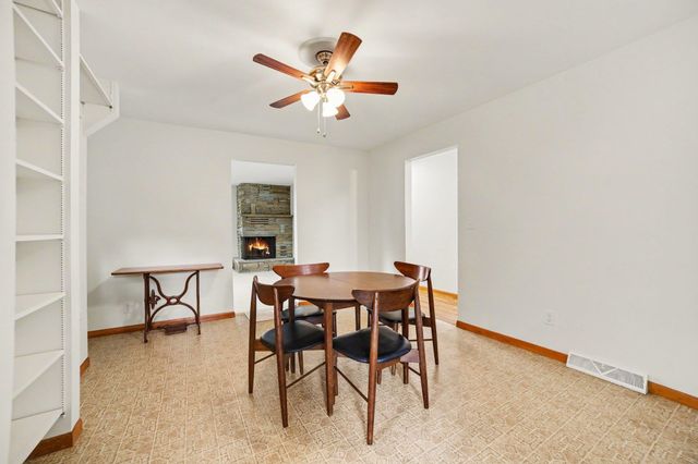 1318 Eastlawn Drive, Midland, MI 48642