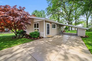 1318 Eastlawn Drive, Midland, MI 48642