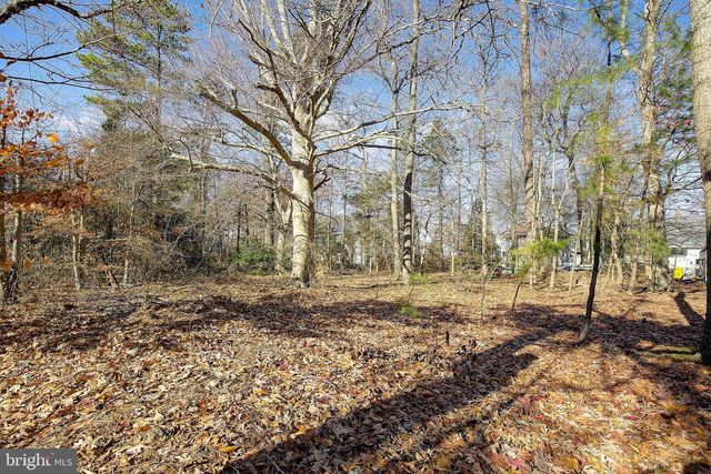 668 WALNUT AVE, North Beach, MD 20714