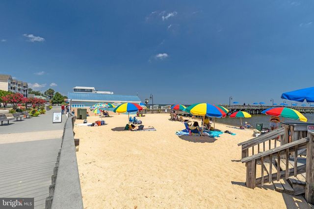 668 WALNUT AVE, North Beach, MD 20714