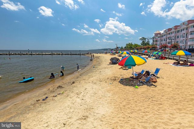 668 WALNUT AVE, North Beach, MD 20714