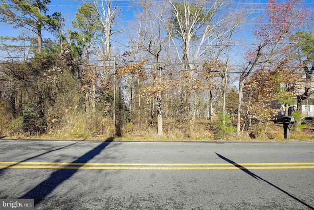 668 WALNUT AVE, North Beach, MD 20714