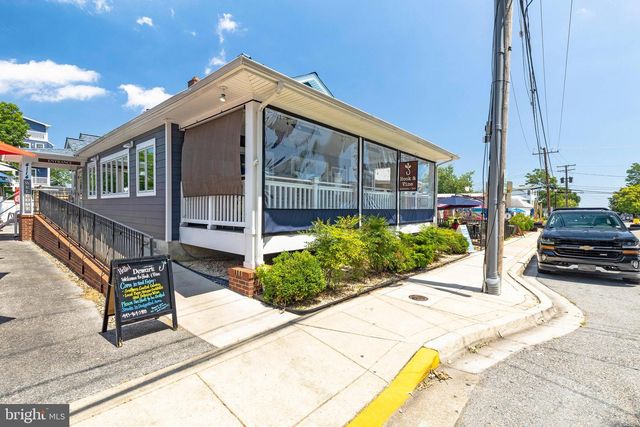 668 WALNUT AVE, North Beach, MD 20714