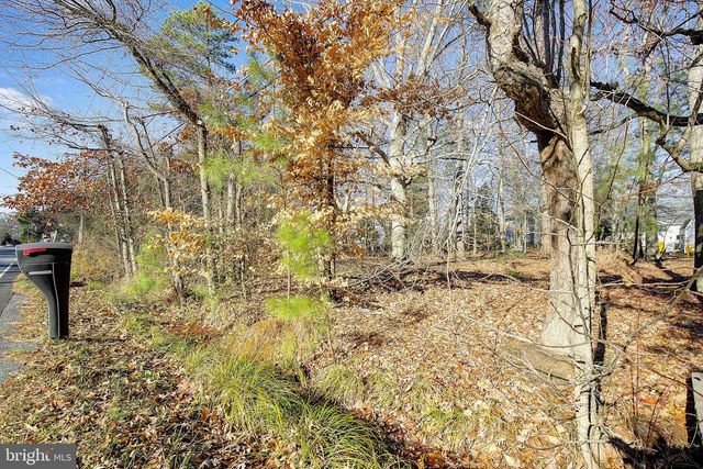 668 WALNUT AVE, North Beach, MD 20714