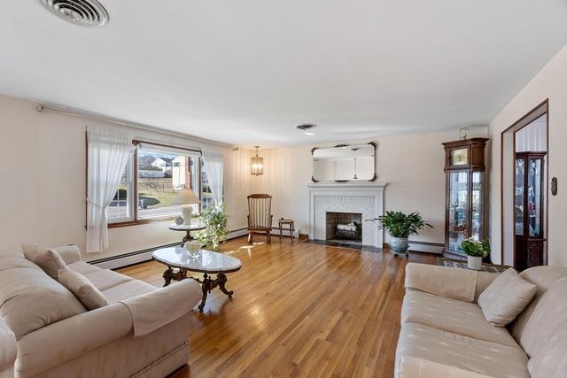 86 Anderson Drive, Methuen, MA 01844