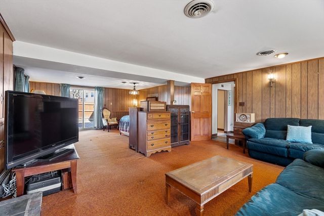 86 Anderson Drive, Methuen, MA 01844