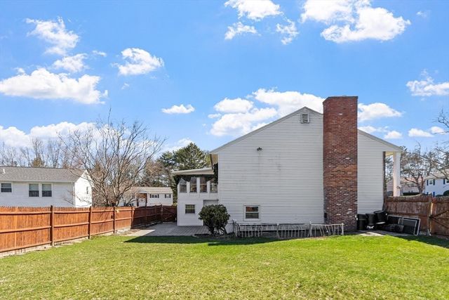 86 Anderson Drive, Methuen, MA 01844