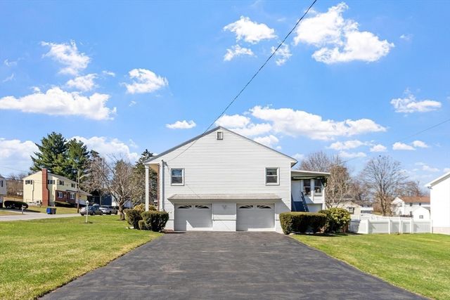 86 Anderson Drive, Methuen, MA 01844