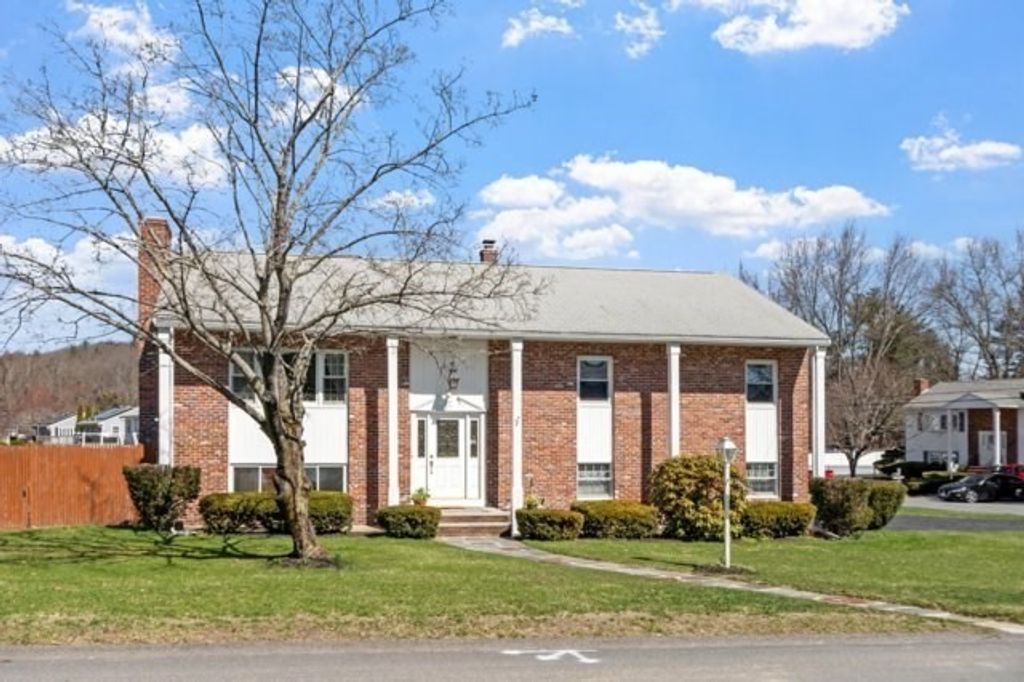 86 Anderson Drive, Methuen, MA 01844