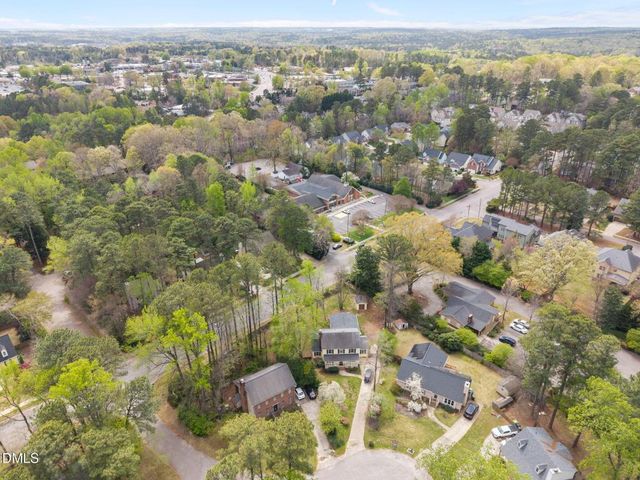 6505 Wooden Shoe Lane, Raleigh, NC 27613