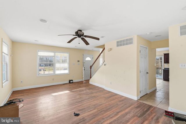 2090 BLUE BELL RD, Williamstown, NJ 08094