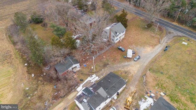 2090 BLUE BELL RD, Williamstown, NJ 08094