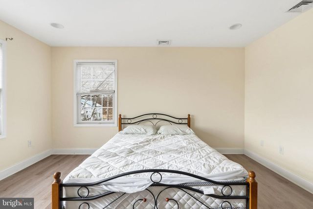 2090 BLUE BELL RD, Williamstown, NJ 08094