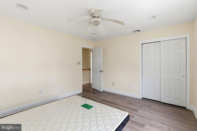 2090 BLUE BELL RD, Williamstown, NJ 08094