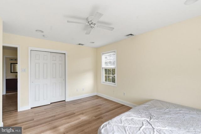 2090 BLUE BELL RD, Williamstown, NJ 08094