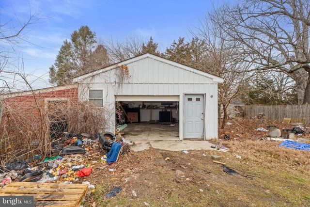 2090 BLUE BELL RD, Williamstown, NJ 08094