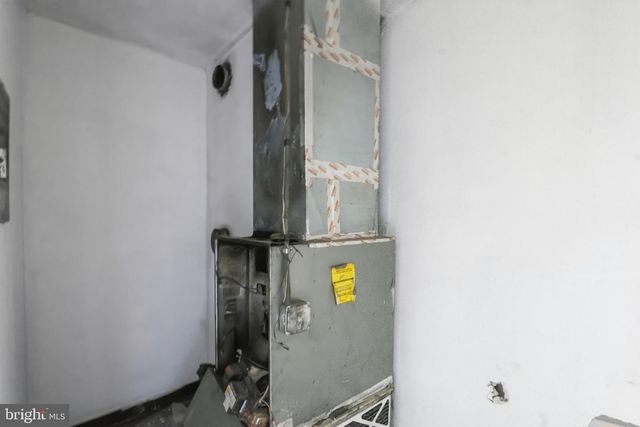 2090 BLUE BELL RD, Williamstown, NJ 08094