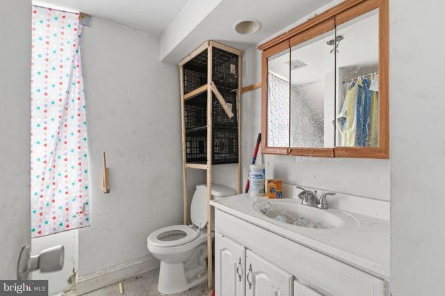 2090 BLUE BELL RD, Williamstown, NJ 08094