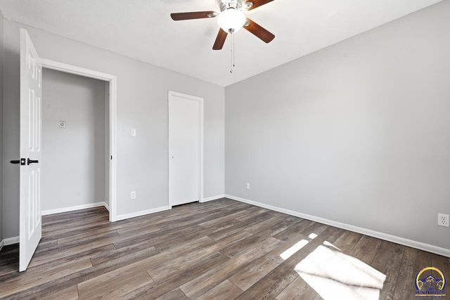 3840 SW 39th TER, Topeka, KS 66610