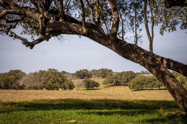 5155 Fm 2238, Schulenburg, TX 78956