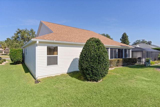 2864 MANOR DOWNS, The Villages, FL 32162