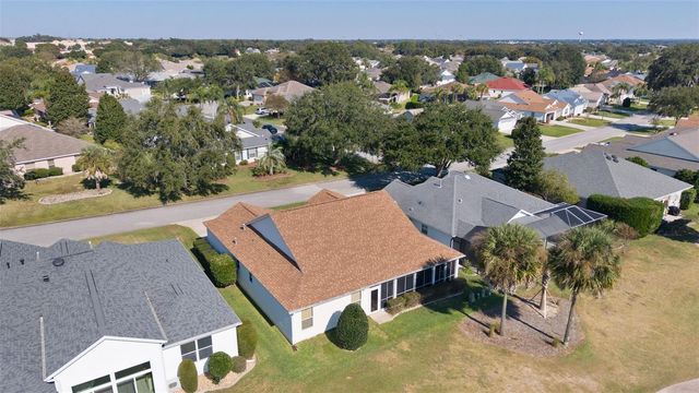 2864 MANOR DOWNS, The Villages, FL 32162