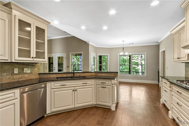 10315 Legacy, Northport, AL 35475