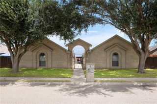 1805 S Linden Street, Pharr, TX 78577