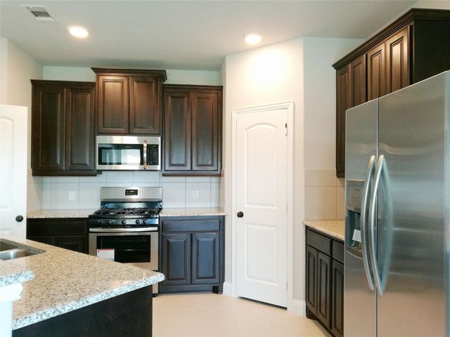 2816 Winchester Avenue, Melissa, TX 75454