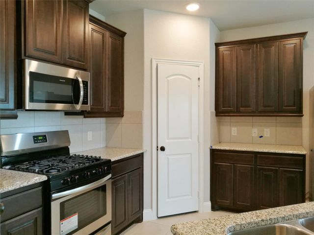 2816 Winchester Avenue, Melissa, TX 75454