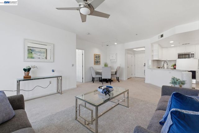 800 S Abel Street 519, Milpitas, CA 95035