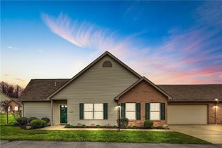 1033 Timberwood Dr, Chippewa Twp, PA 15010