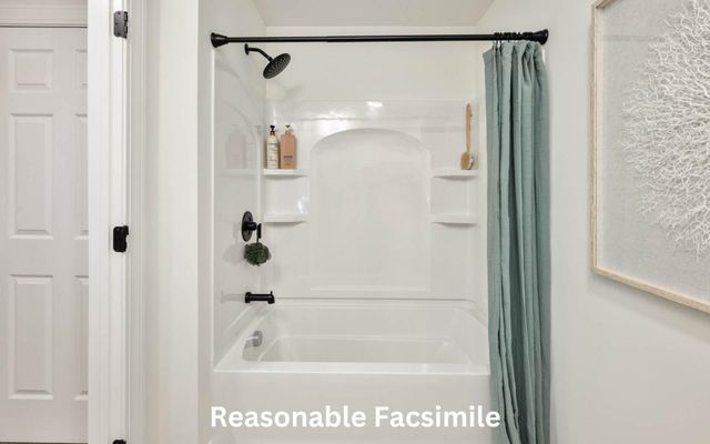 5C Dearborn Circle, Goffstown, NH 03045