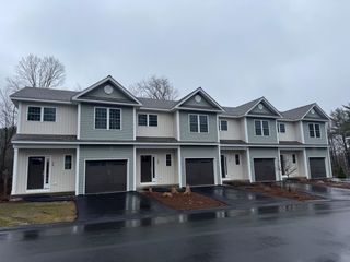 5C Dearborn Circle, Goffstown, NH 03045