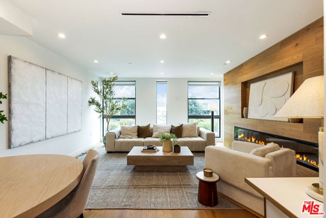 11337 Pearl Street, Los Angeles, CA 90064