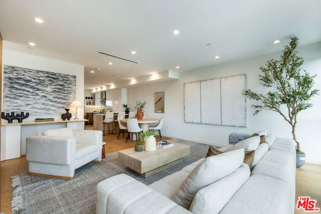 11337 Pearl Street, Los Angeles, CA 90064