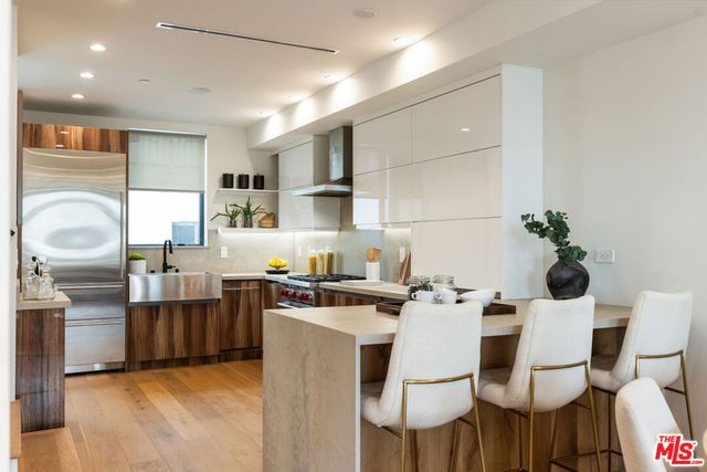 11337 Pearl Street, Los Angeles, CA 90064