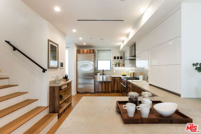 11337 Pearl Street, Los Angeles, CA 90064